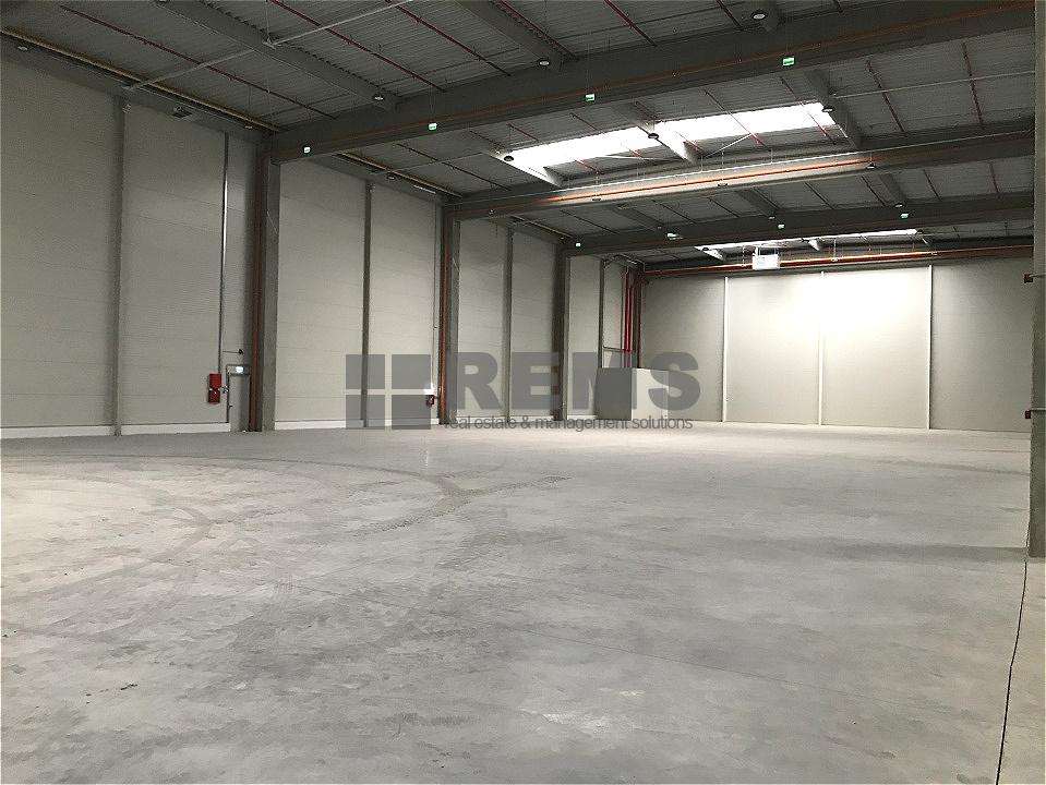 Spatiu industrial de inchiriat in Exterior Est la 7638 EURO ID: P8713